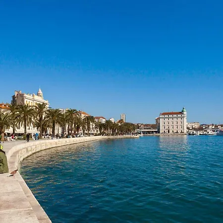 Appartamento Cozy Lile In The Heart Of Old Town *