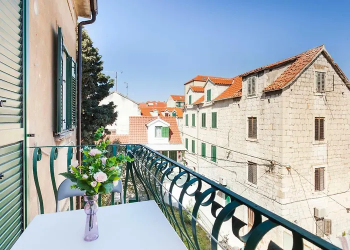 Cozy Lile In The Heart Of Old Town Appartamento *