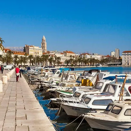 Διαμέρισμα Cozy Lile In The Heart Of Old Town *